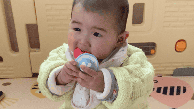 喂奶总被出牙期宝宝咬？来试试这5招，轻松应对重获舒爽哺乳体验