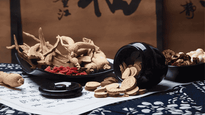 非遗传承人周贤良与天麻酒的匠心故事