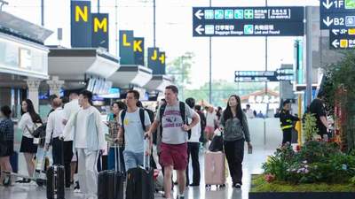 入境游“主角”不止北上广深：外国游客飞赴中国160城 成都稳居前五、稻城首次上榜