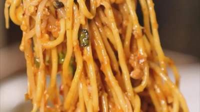 黄豆肉酱面！有了这个方法，轻轻松松在家就能搞定