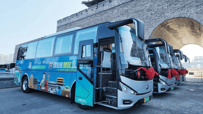 云冈石窟旅游专线直通车首发 暑期出行游客可享绿色低碳舒适体验班次加密