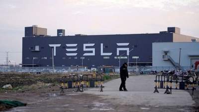 Cybertruck生产设备遇困 特斯拉紧急派员赴供应商厂内协调取专用设备