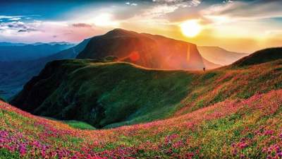今夏来毕节玩 参与火把狂欢享21℃清凉