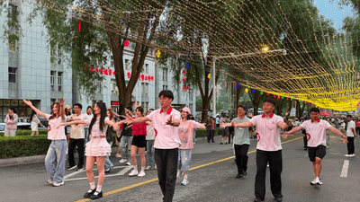 长白县夜市上的“精彩夜吉林”2026消夏快闪 每周都有好戏市民游客看不停