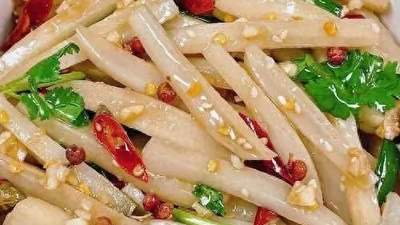立秋当天来做这三道家常素，鲜爽又养人，全家都爱吃得过瘾