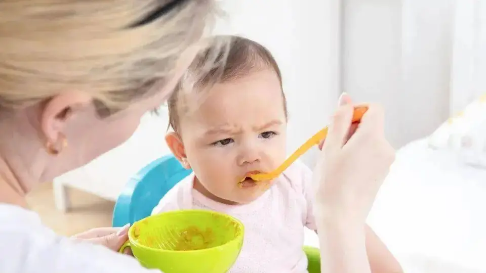 第一口辅食吃蛋黄？这老观念该改改了