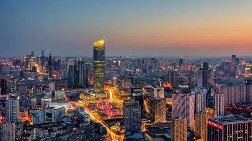 长春半年度经济工作会议直面困境 东北多地正加快推进新兴产业培育