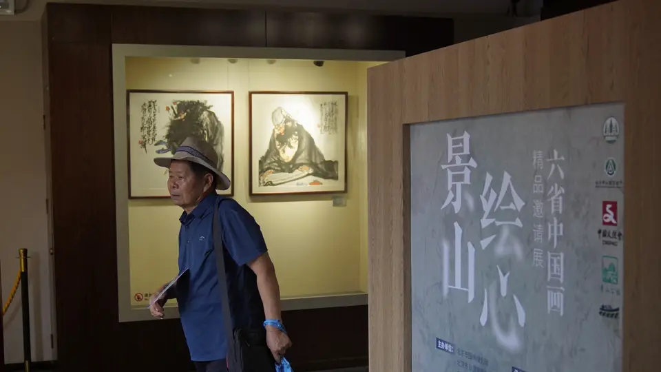 京津冀精品盆景荟萃景山公园,8月岭南等地佳作接棒展出