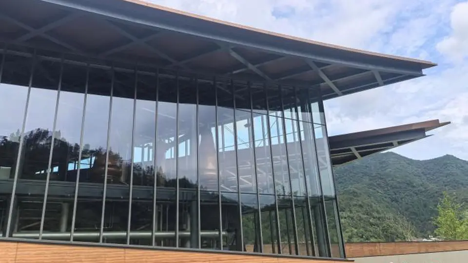 国际酒厂瞄准浙江山区县 千岛湖水“酿”出威士忌集群
