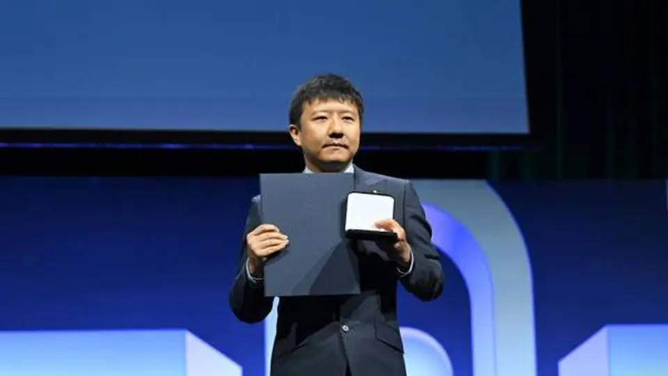 参与感拉满：从二次元到张靓颖，菲尔兹奖得主邓煜的诗里藏着你我共鸣的细碎时光