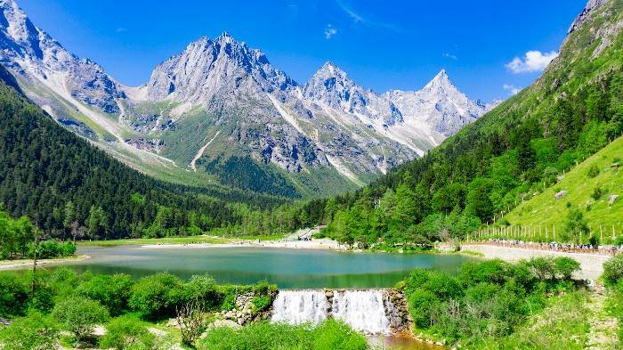 入境游客翻倍增长，毕棚沟迎来东南亚文旅考察团