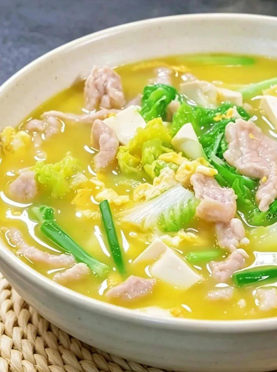 奶白家常三鲜汤！一锅快手煮，鲜而不腻，孩子超爱喝！