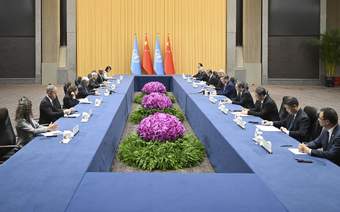 习近平会见联合国秘书长古特雷斯