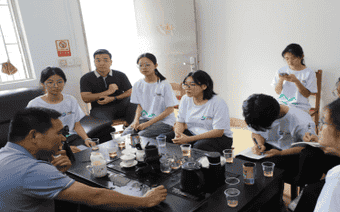 深山好茶如何走出山?岭南师院学子调研江林茶 为非遗茶品牌振兴献青春智慧