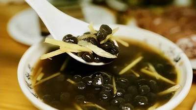 一碗“有味道”的乡愁：解密海南小吃鸡屎藤粑仔