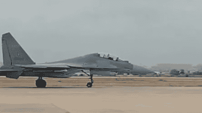 歼16机群从巴基斯坦起飞？突入红海防空圈，美以雷达转了一天一夜