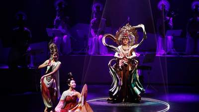 去剧场感受“敦煌乐舞”，《乐动敦煌》在沪开启全球巡演