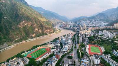 怒江傈僳族自治州旅行攻略·怒江大峡谷的溜索与怒族村寨