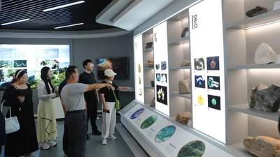 来顺平杨家台地质文化村 参与摸鱼漂流解锁多元农文旅体验