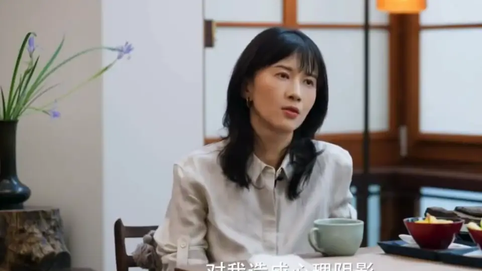 Papi酱揭秘:父母争吵比离婚更伤人