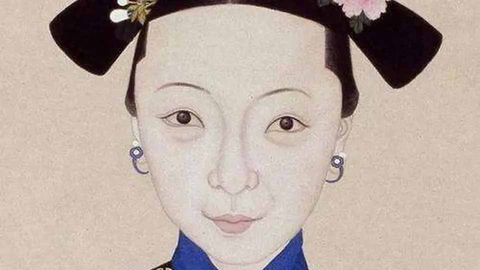 18岁宫女被咸丰看中，与太监说笑降为奴隶，却历经四朝封贵妃