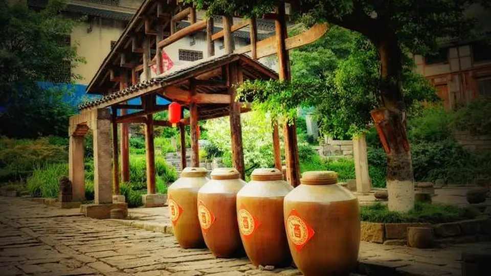 酱香酒为什么要存放三年以上才出厂，陈酿的作用了解一下