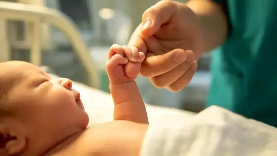 南阳二院:2次宫内手术+8次住院保胎,280天极限守护闯过罕见胎儿重病