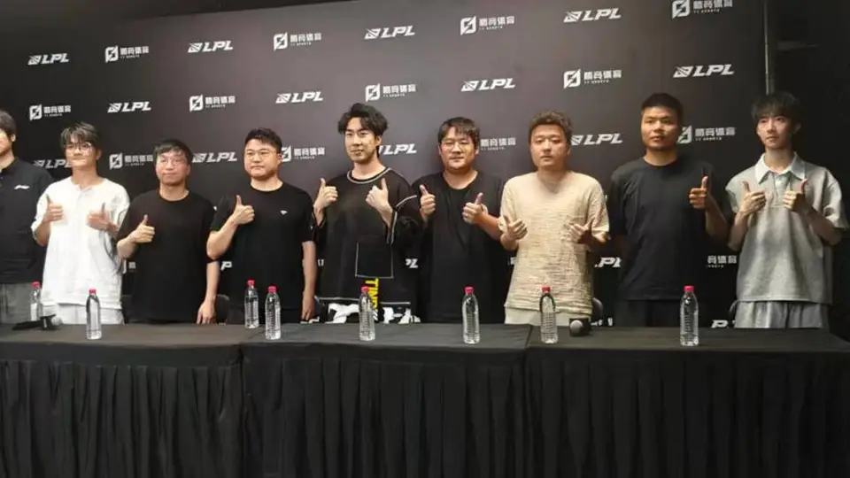 经典模式勾起旧回忆:LOL老玩家组队体验赛互动实录