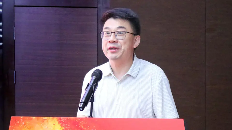 山东侨界油画名家聚焦建党105周年、新中国侨联70周年——《赤子侨心・山海不远》汇聚山东侨界艺术家精彩之作