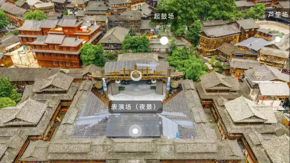 西江千户苗寨暑期成避暑热地 游客亲历多环节排长队 景区称增人手维序并邀错峰体验