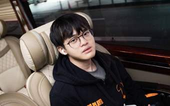 网友嘲讽bin，Xun却实名点赞，是不小心还是故意的？