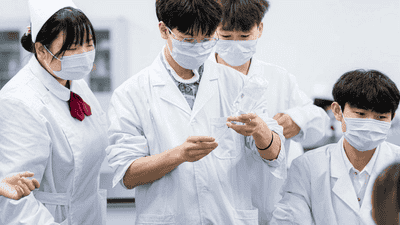 当医生不香了？部分省份临床医学专业“考分塌陷”