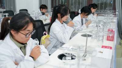茅台学院的“品酒尖兵”是怎样练成的