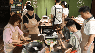彩云之南:暑期喜迎八方客