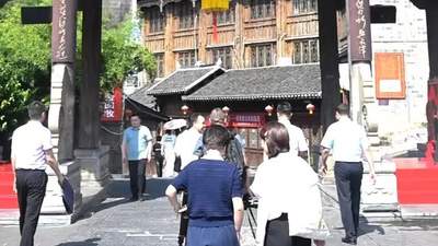 梵净抹茶小镇打卡吃抹味 铜仁夜游把夏热转成夜间商机游客爽玩