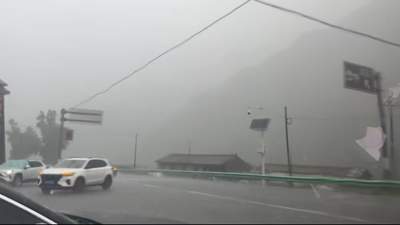 甘肃双石门景区露营遇雨 游客亲历山洪避险经历引关注