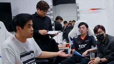 圣枪哥BLG签约引热议 朱开大满贯教练身份成关键 网友猜他上场机会恐受限