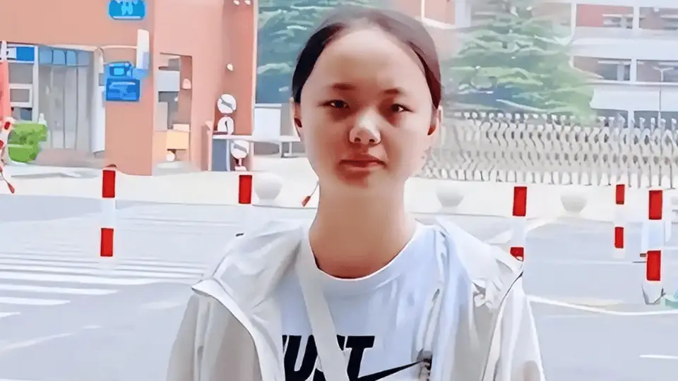 2020年，江苏高考文科状元白湘菱无缘清北等名校，后来发展如何？
