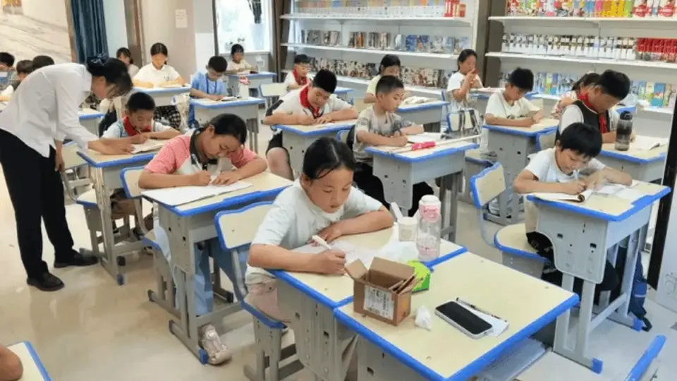 免费接娃的“神仙物业”宣布撤场，再好的服务也扛不住白嫖