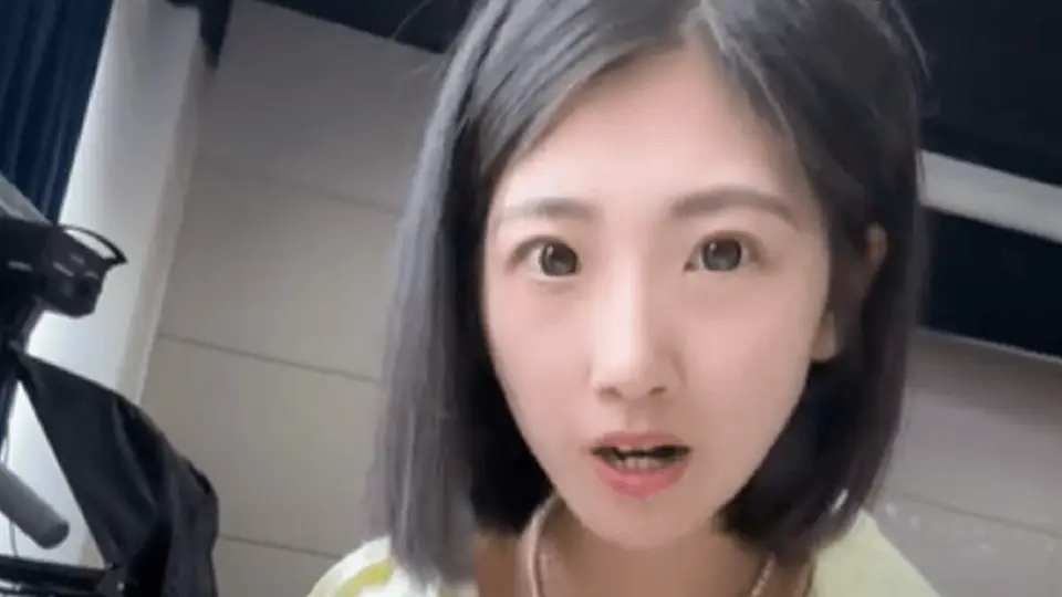 原创“这才是政审的意义！”女子考公上岸后，被高中同学举报：原因太扎心