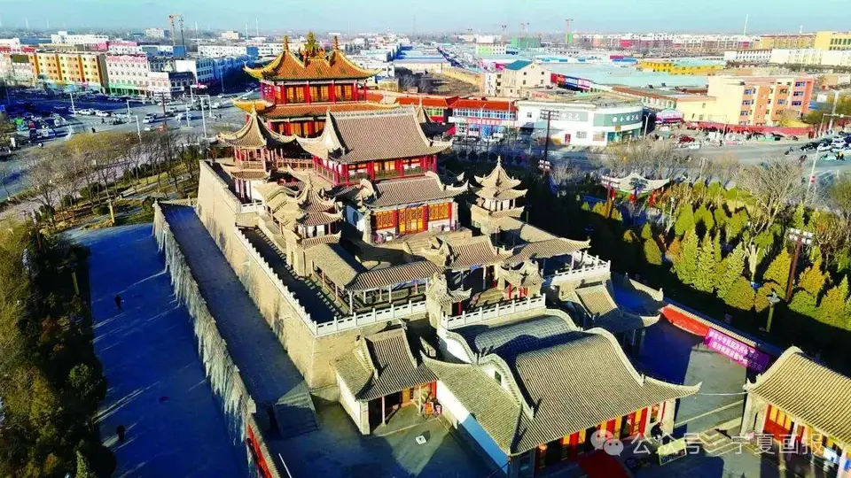 “塞北第一阁”被取消3A景区资质，当地强调摘牌与免费开放无关
