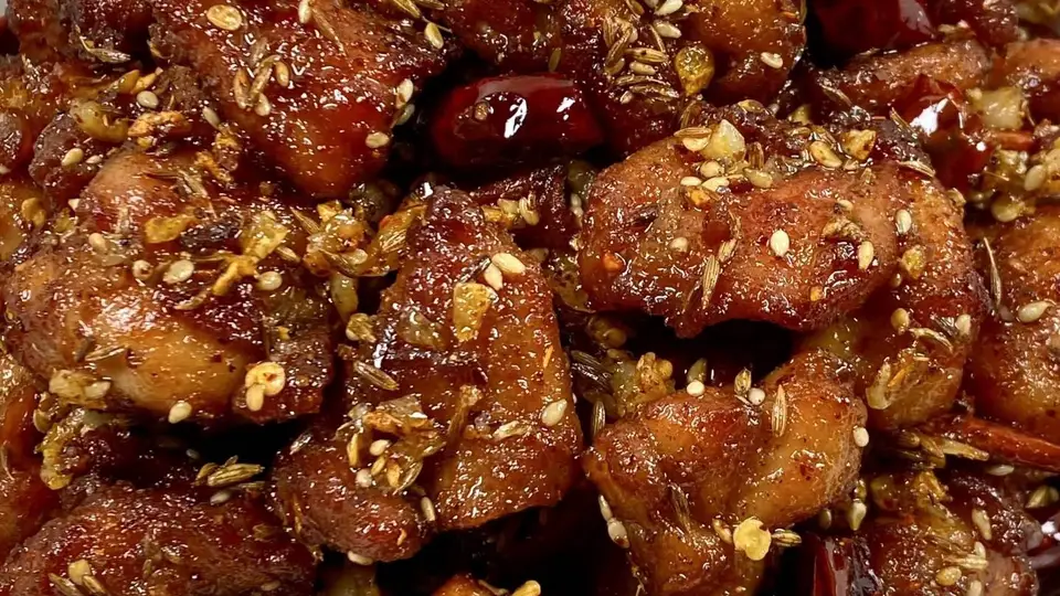 在家吃出新疆烧烤摊那味儿 参与复刻一口入魂的孜然椒麻鸡块