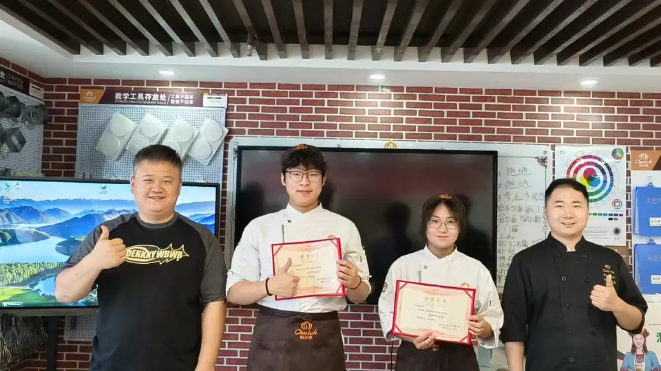 和你一起品味唐山学甜品学校，想学家常甜品推荐哪家