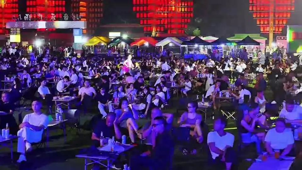 参与惠民夏夜狂欢!孙武不夜城啤酒音乐节39天多元玩法解锁夏日夜趣