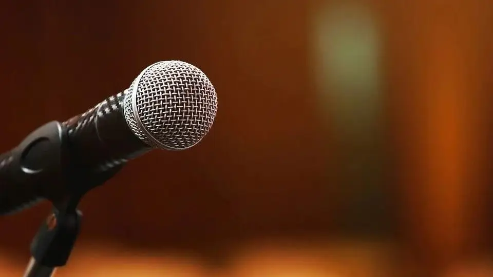 参与扫黑除恶专项斗争 中央政法委权威解读打击重点与举报途径
