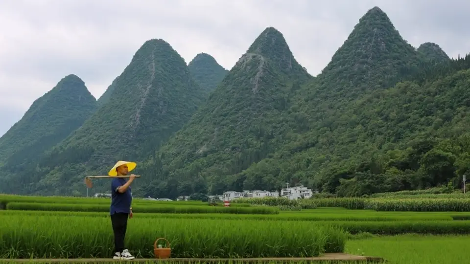 郭军旅居札记｜酸汤里的峰林