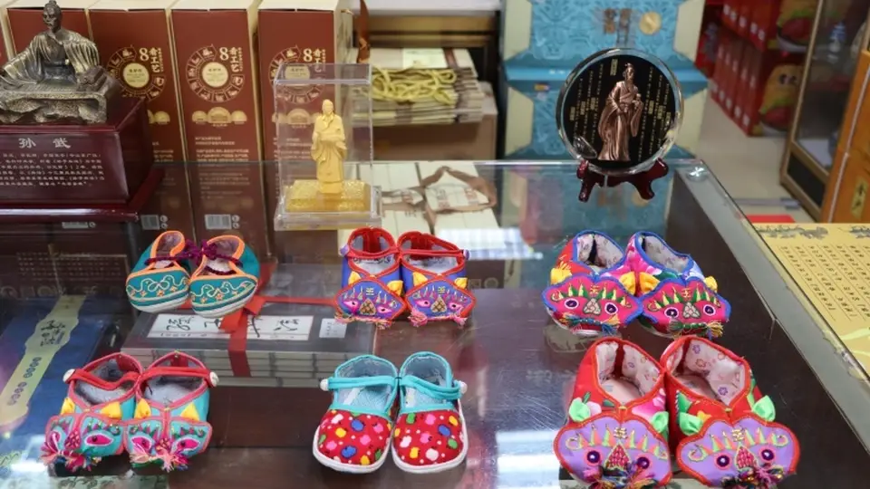 烟火小店藏古韵非遗赋能焕新生