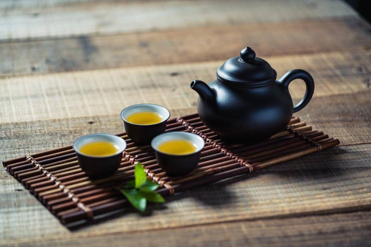 一天喝多少茶才科学？2000毫升算过量吗？