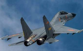 歼-15T送惊喜！“海太行”刚官宣，PL-10改进型又来了
