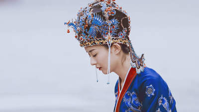 古代诰命夫人有什么特权？